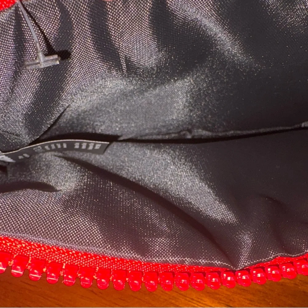 Disney Mickey Mouse Cosmetic Bag - Picture 3 of 4